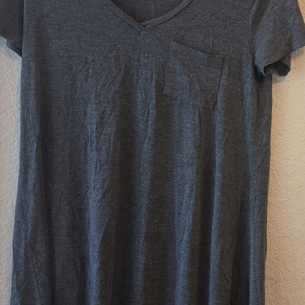 Lulu's Charcoal V-Neck Pocket Tee